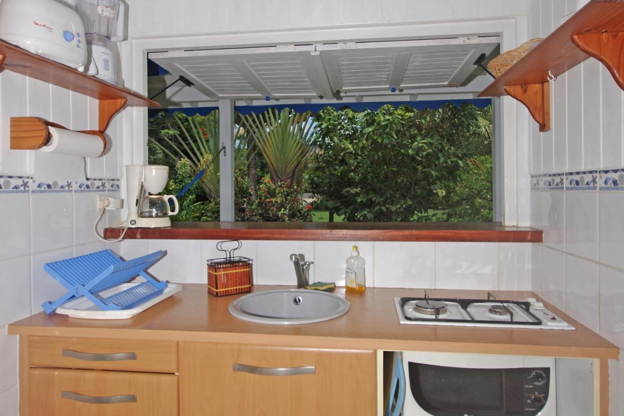 Gite Le Colibri Bungalow Azur Avec Reserve D'Eau Saint-Francois  Exteriör bild